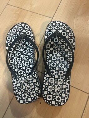 Tory Burch Women's Reva Rubber Platform Thong Sandals